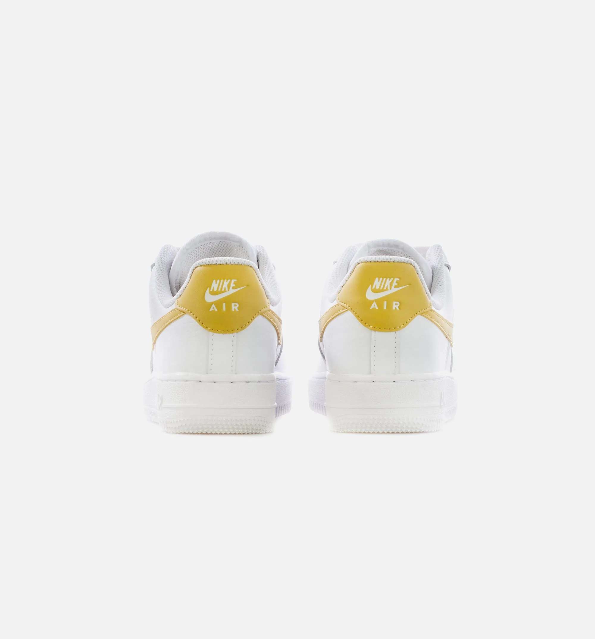 Air Force 1 '07 Saturn Gold Womens Lifestyle Shoe - White/Yellow