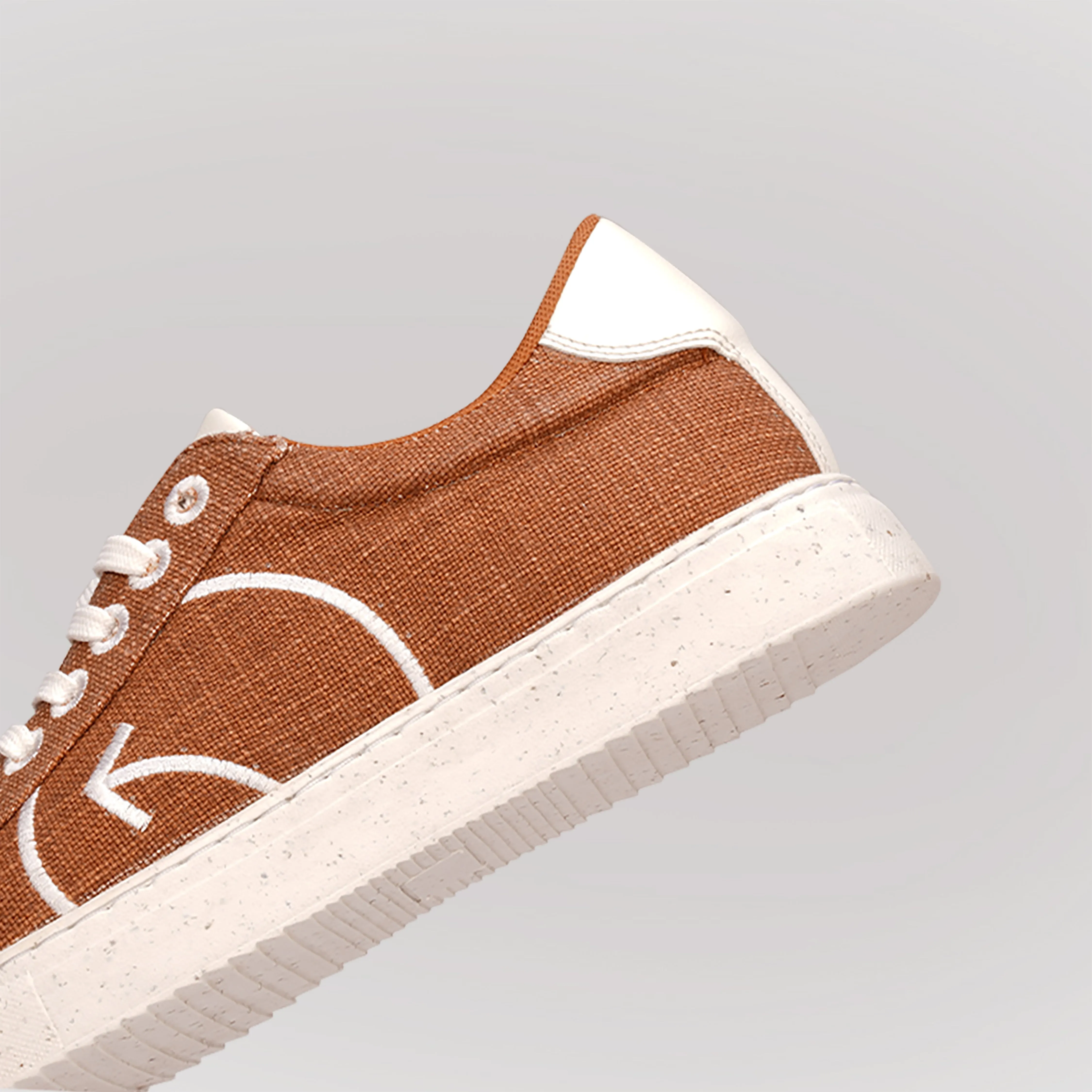 GREENSOLE CARAMEL GLIDE MENS SNEAKER LACE UP